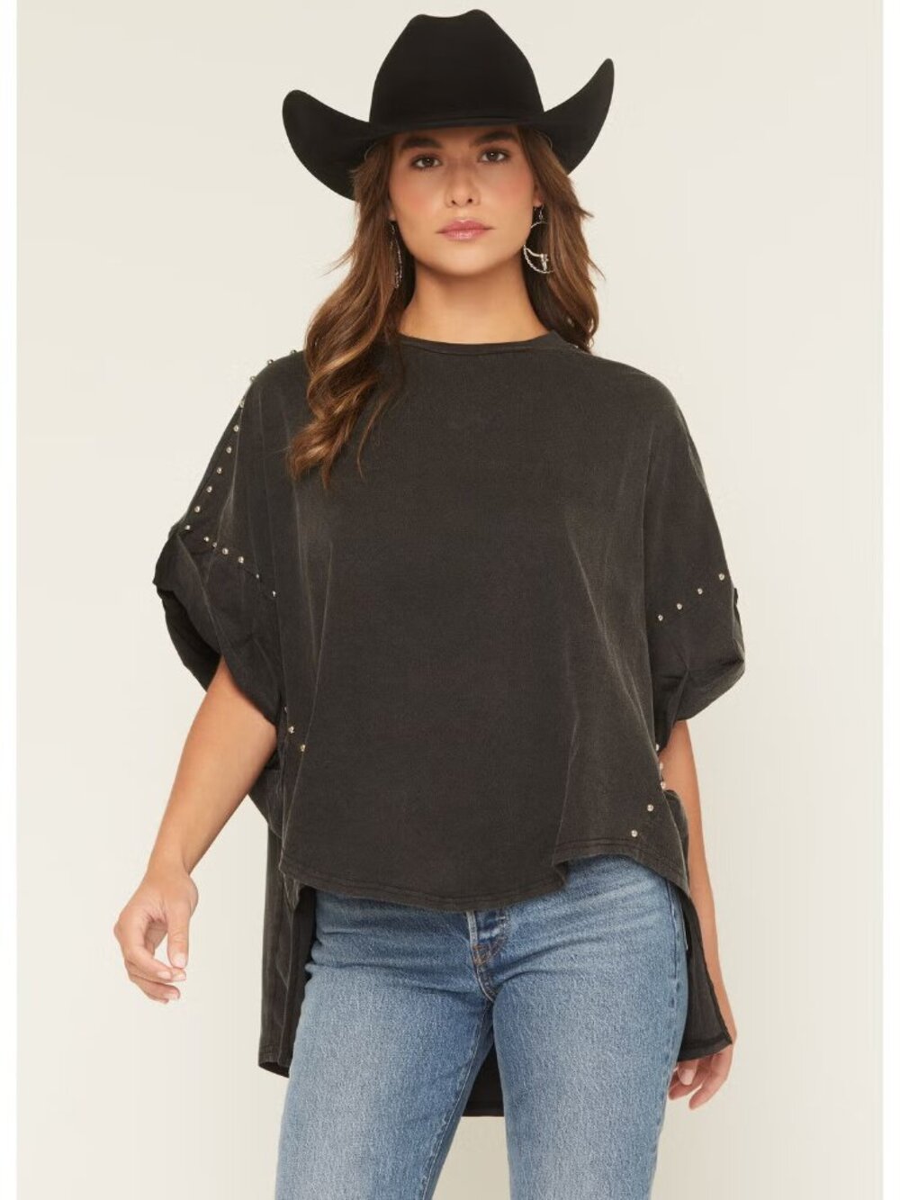 WHITE BIRCH Women's Studded Hi-Low Short Sleeve Top